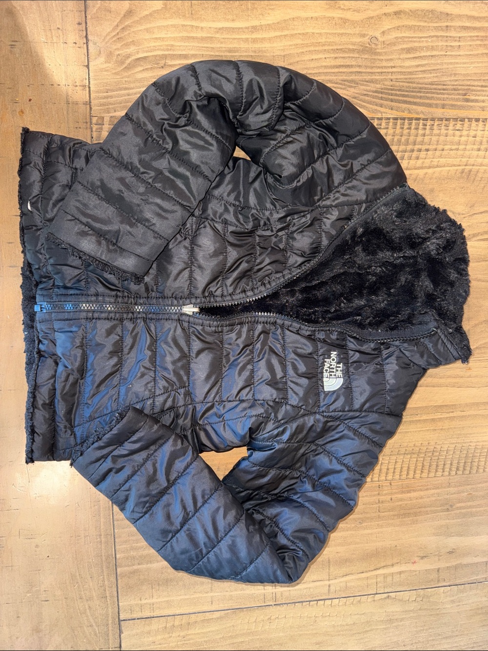The North Face Reversible Black Quilted Hooded Puffer Jacket w/ Faux-Fur Lining